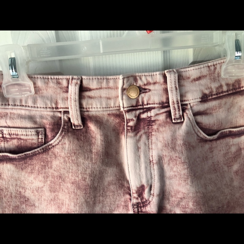 High Rise Midi Shorts - Picture 3 of 8
